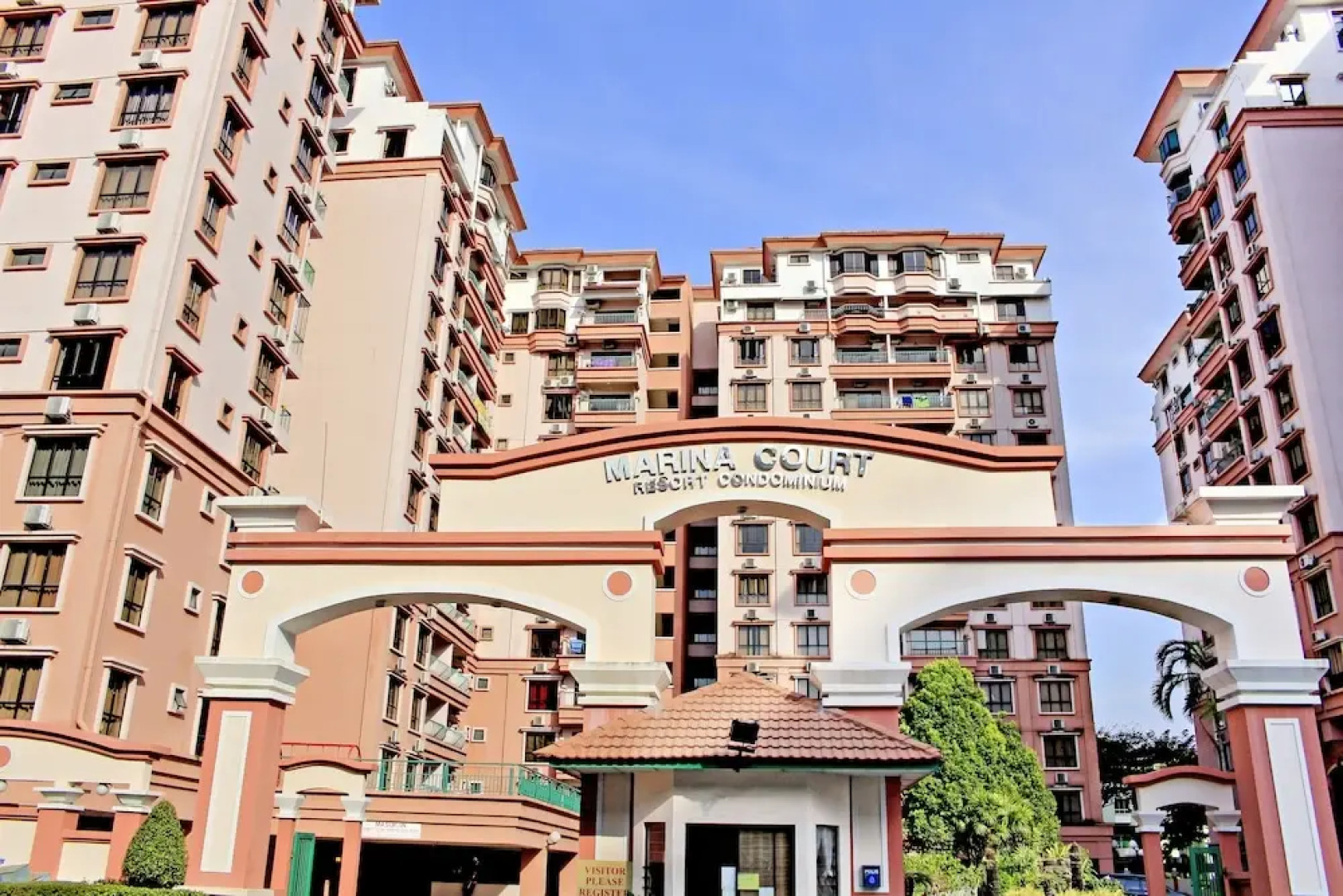 1st Choice Vacation Apartments at Marina Court Resort Resort