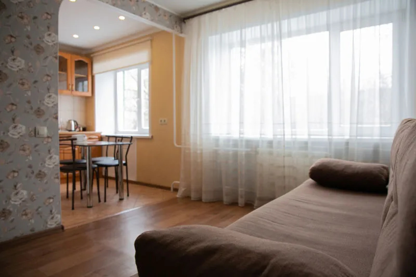 Апартаменты КЛАВИС на ул. Сурикова, д. 4