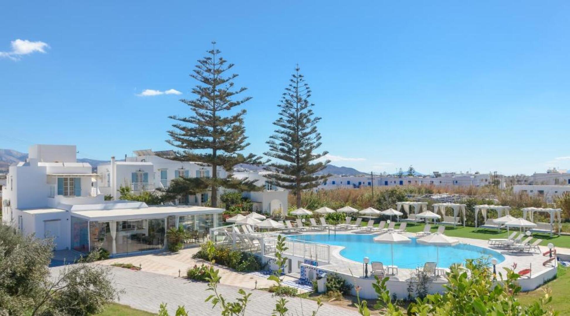 Birikos Studios & Apartments