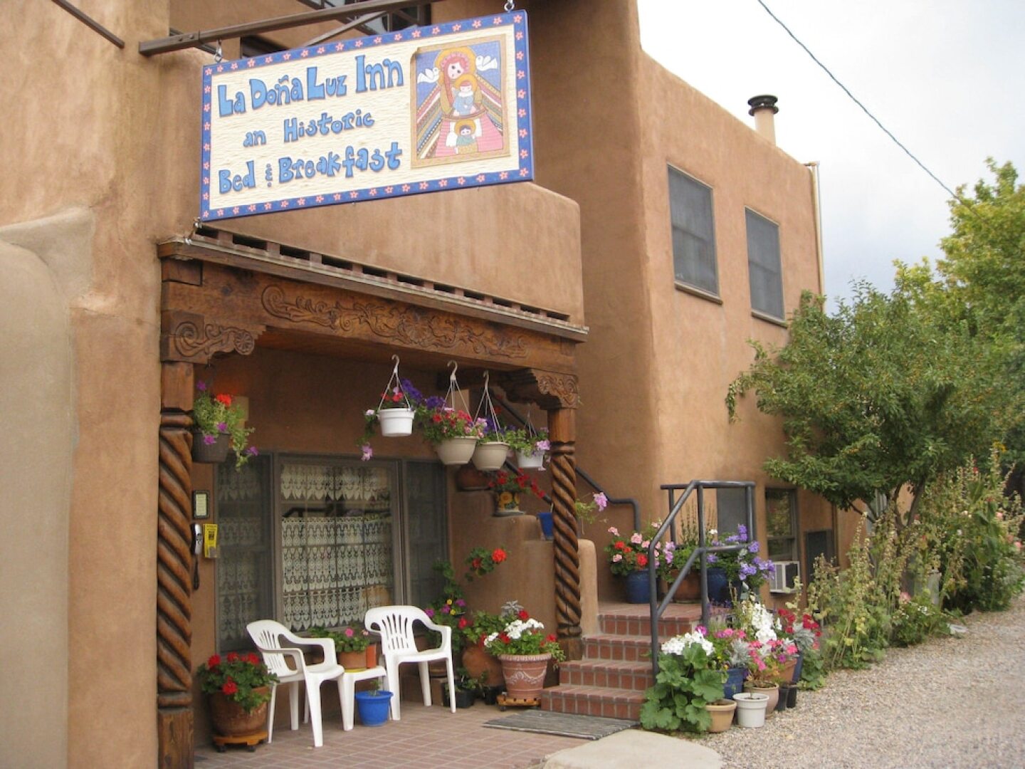 La Doña Luz Inn