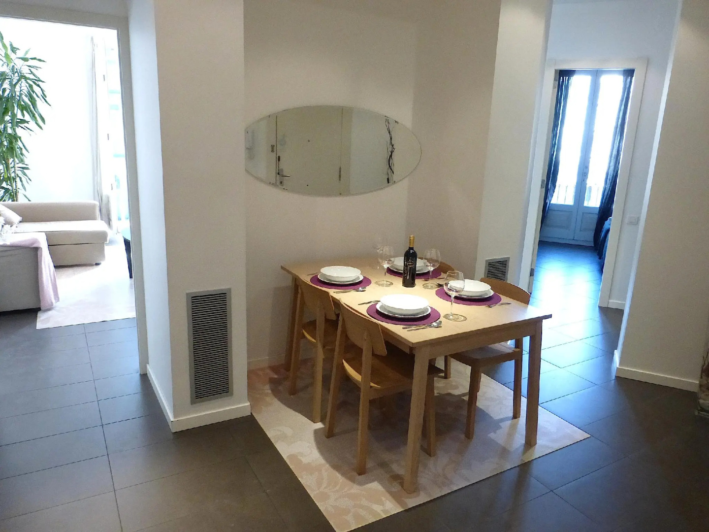 Super Balmes Guest House