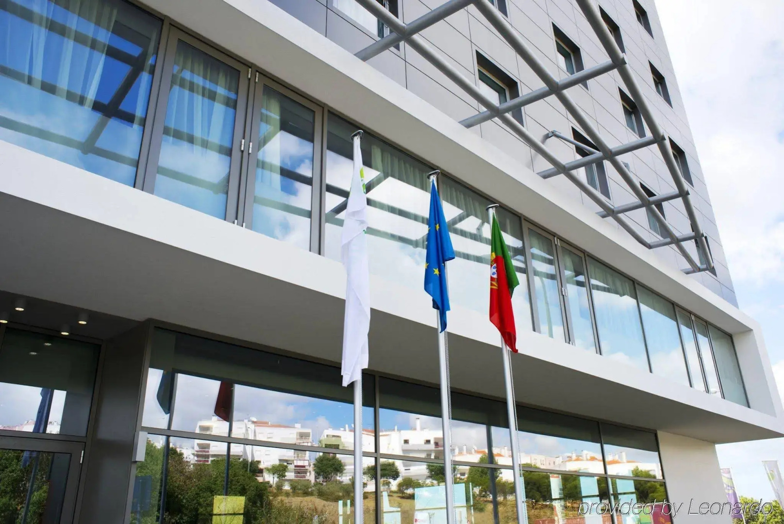 Holiday Inn Express Lisbon - Alfragide by IHG