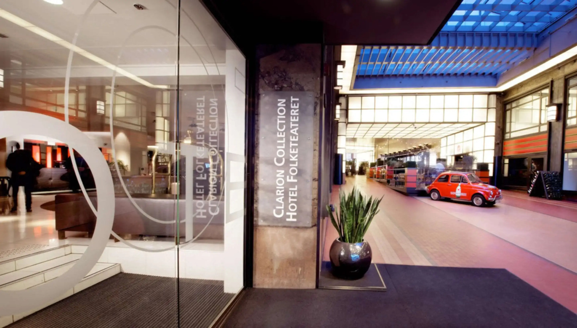 Home Hotel Folketeateret – Dinner included