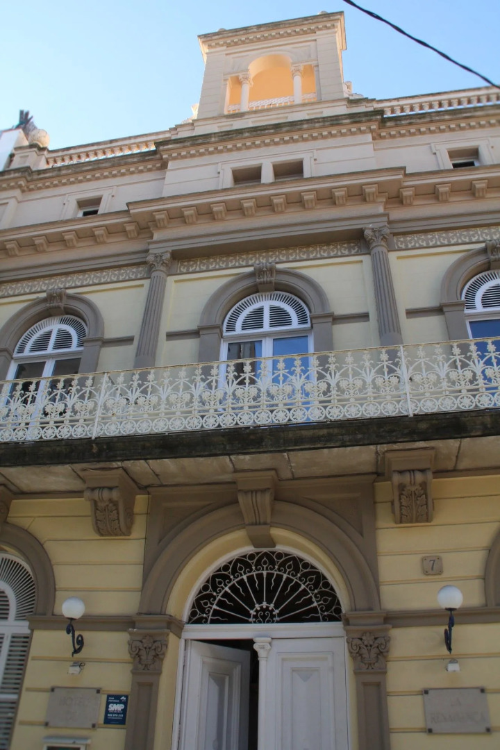 Hotel Medium Renaixença