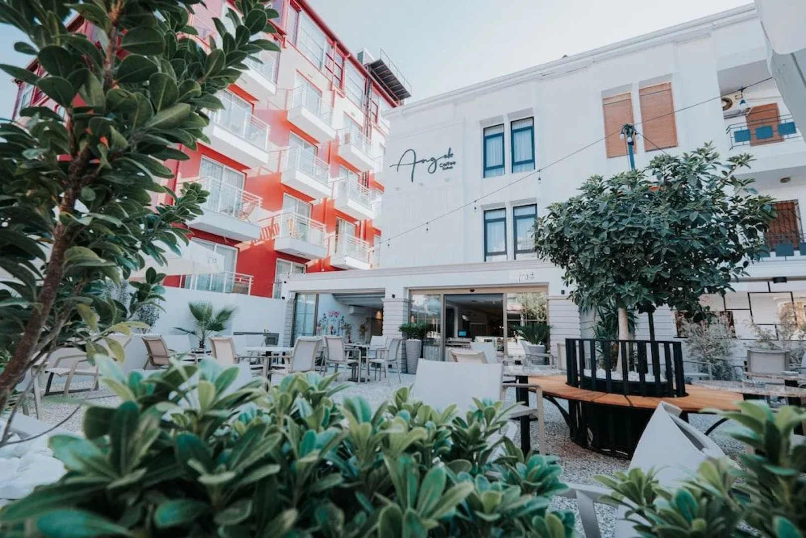 Angelo Coffee Suites