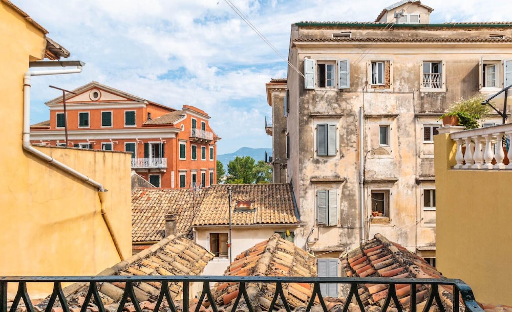 Charming Central Corfu Apartment