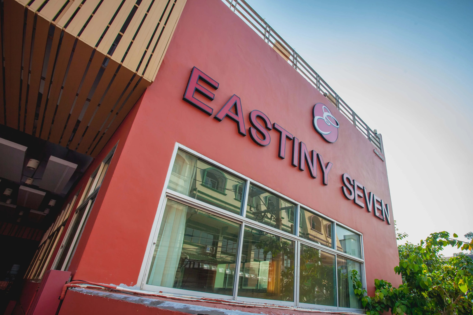 Eastiny Seven Hotel