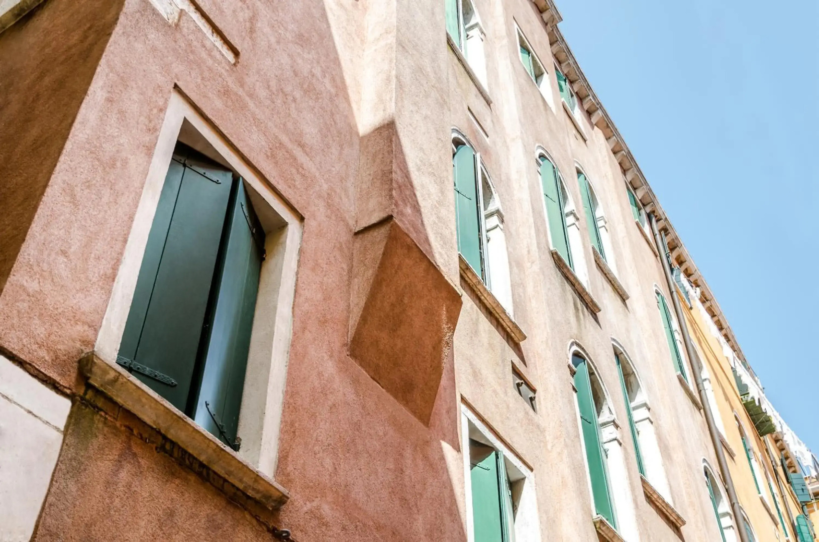 Отель Ariel Silva