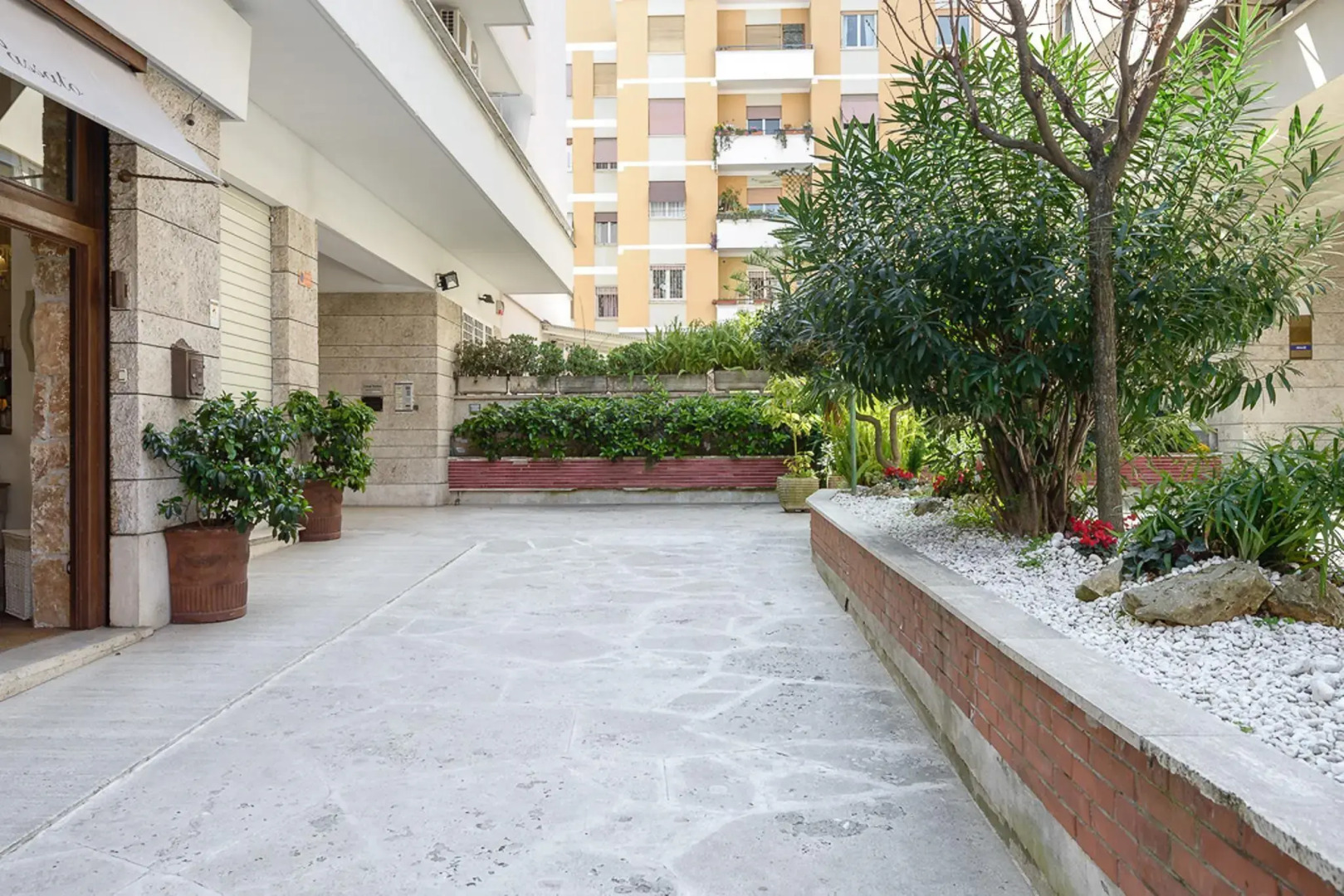 Casa Tua Vaticano Guest House