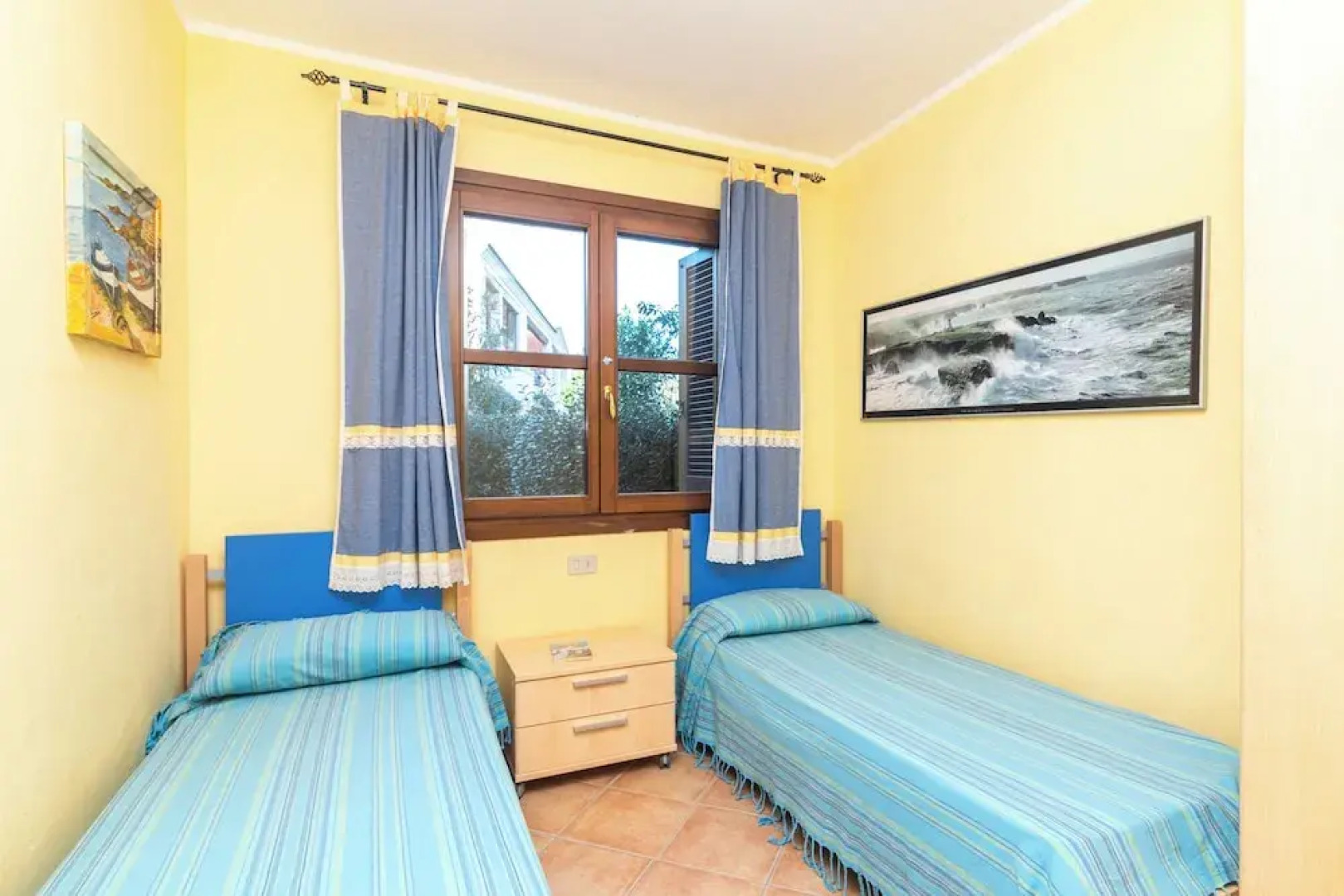 Il Borgo C8 700m From The Beach