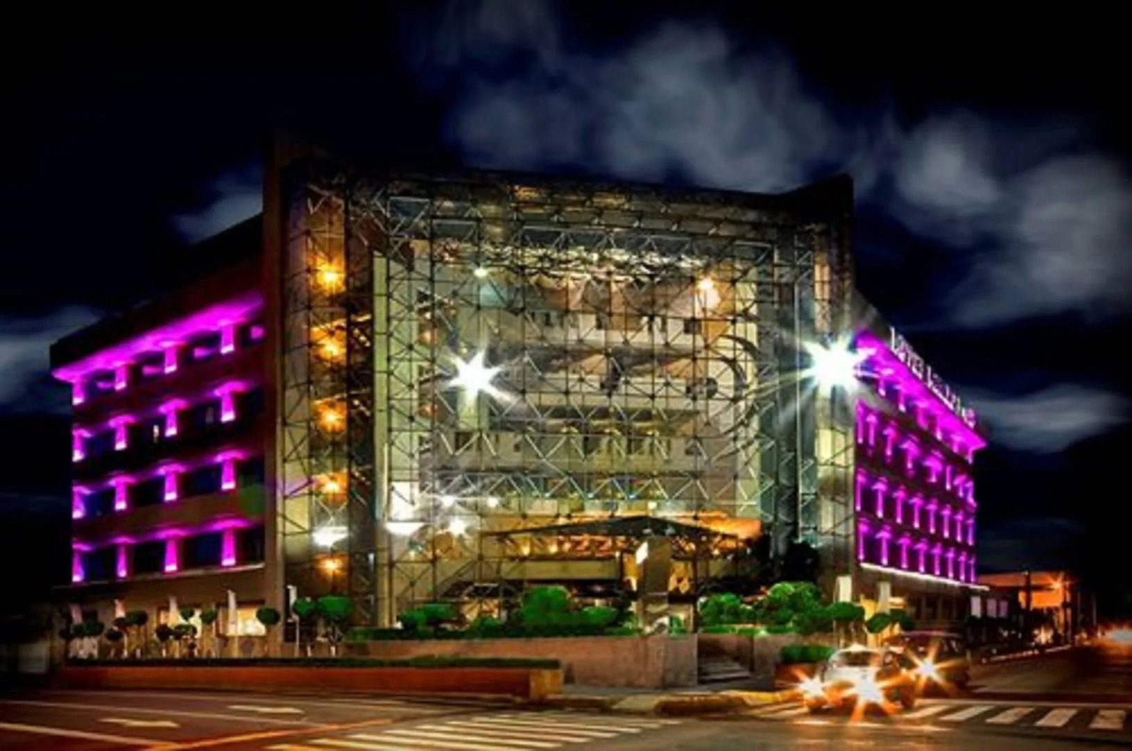 Grand Prix-WeEnjoyHotels-Aeropuerto