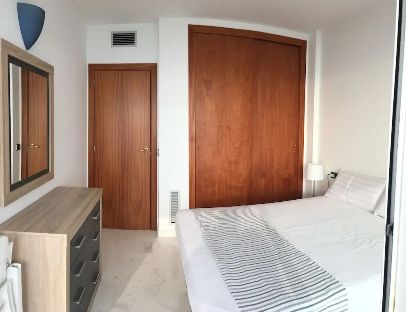 Aiguaneu Apartaments Els Pins