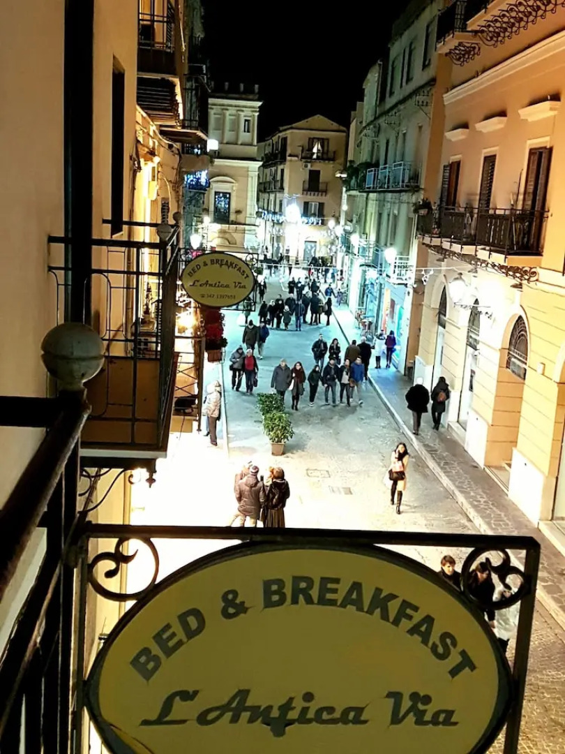 Antica Via B&B