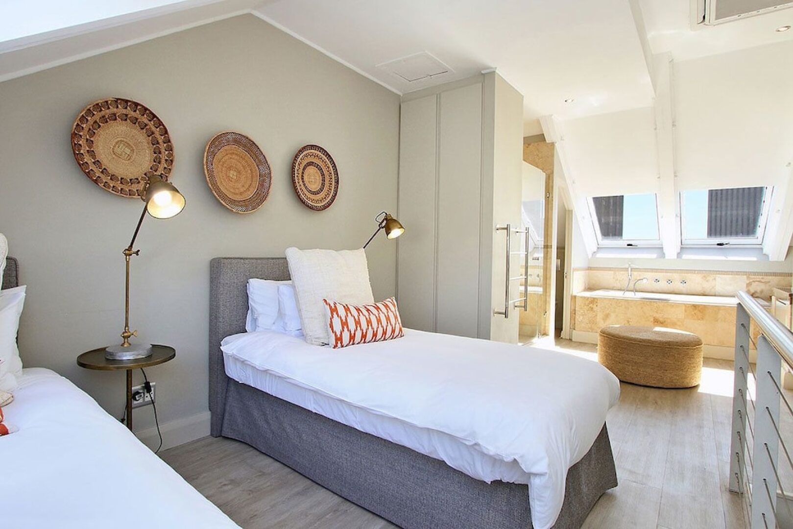 ITC Hospitality Group Penthouse 2 Bedrooms Piazza On Church Square