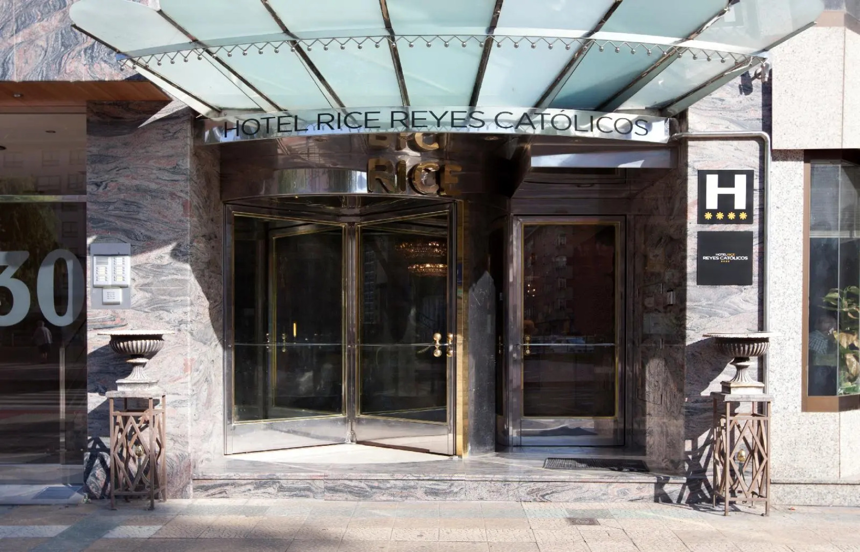 Hotel Rice Reyes Católicos