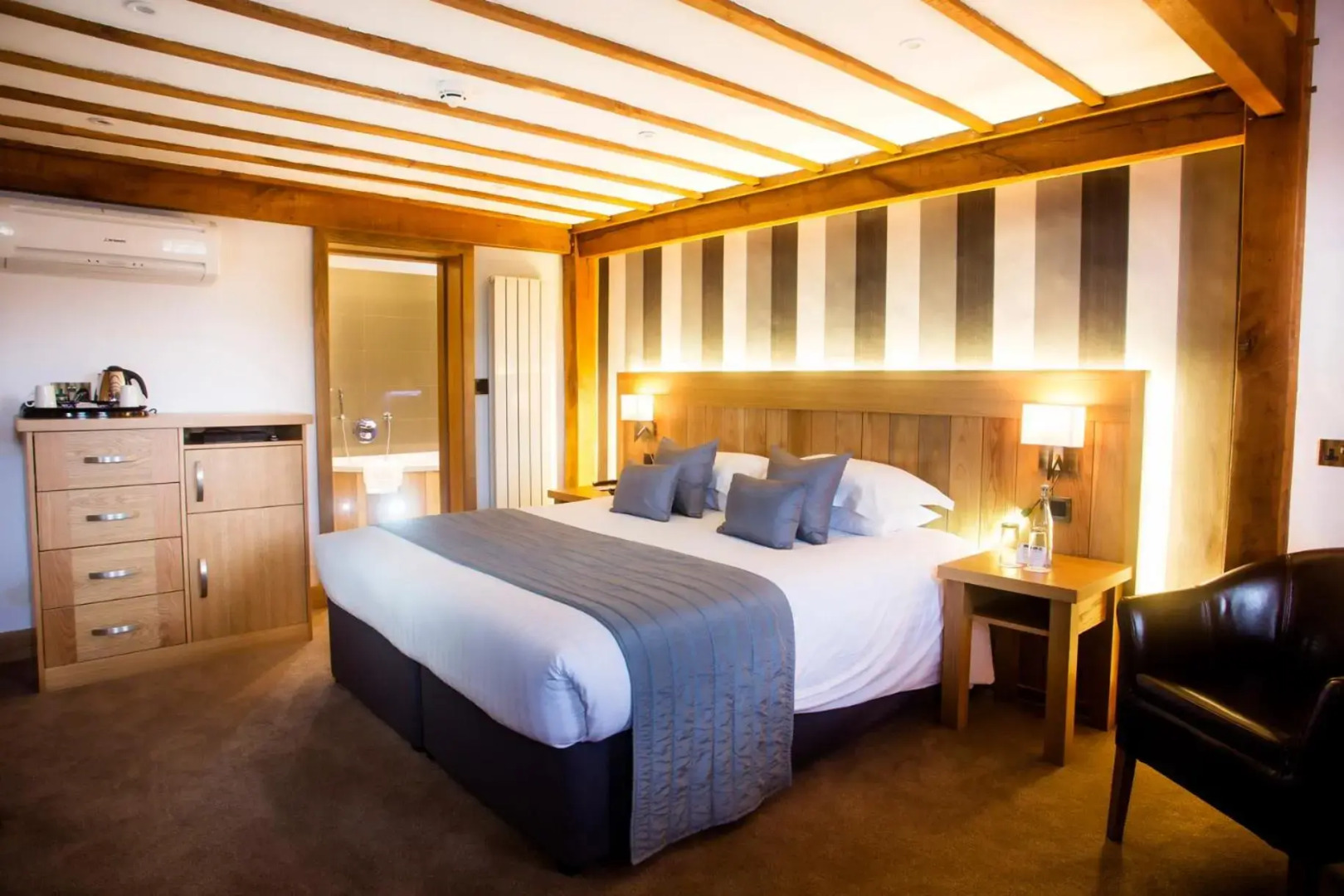 Tewinbury Farm Hotel