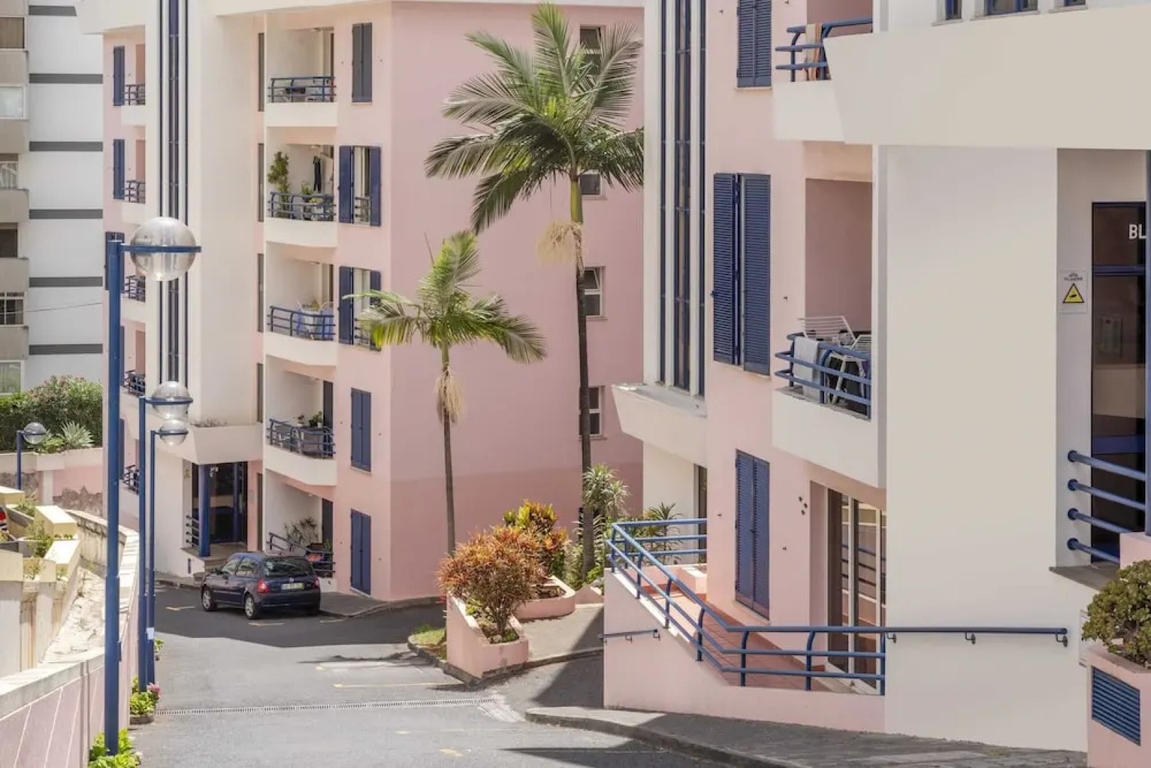 In the Touristic Area and With a Balcony, Casa Branca VI