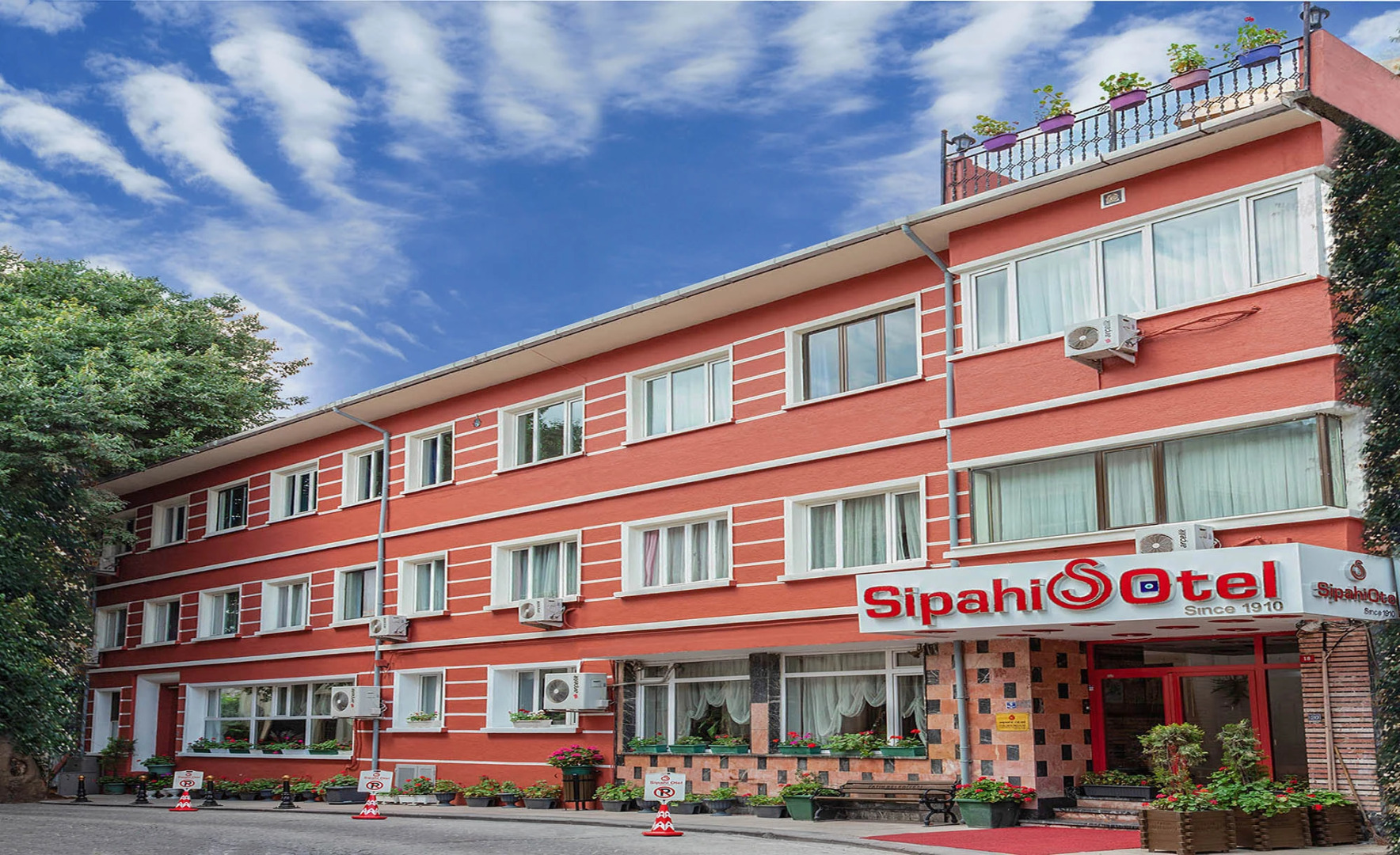 Отель Sipahi