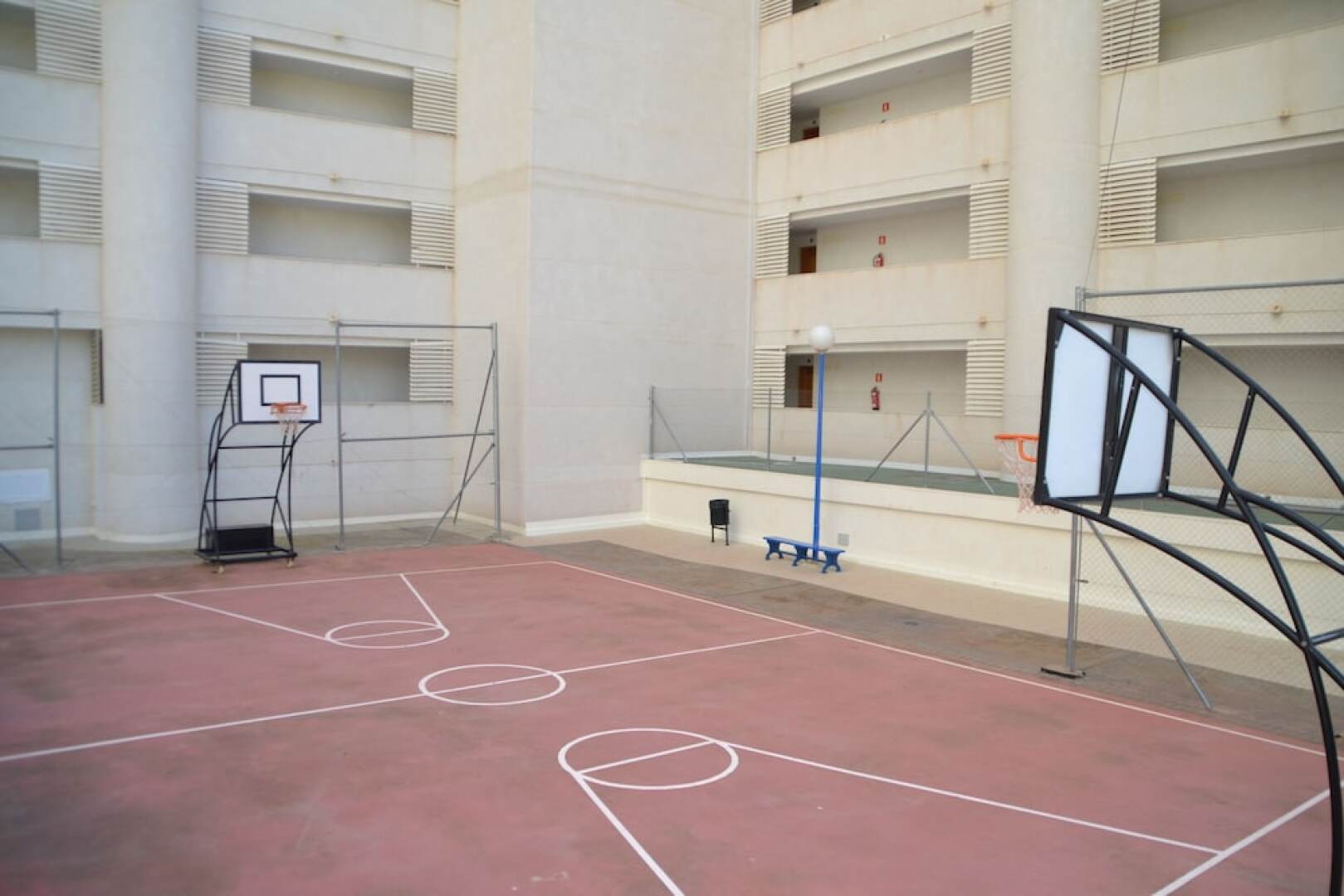 Edifico Capri by Beni4u