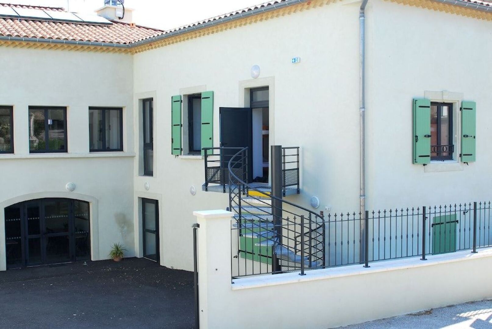 Hostel Les Terrasses du Roc