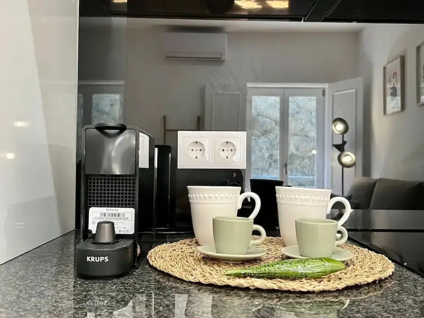 Almad2 · The Green House