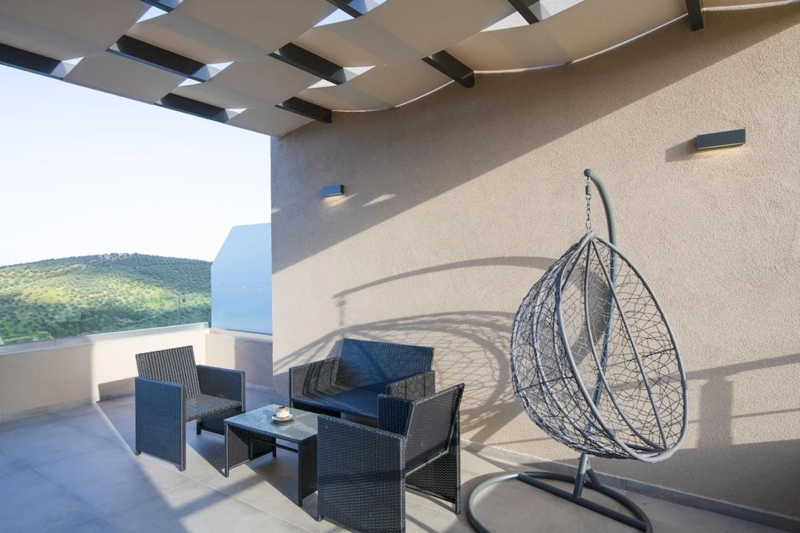 Serenity Suites Sea View 3