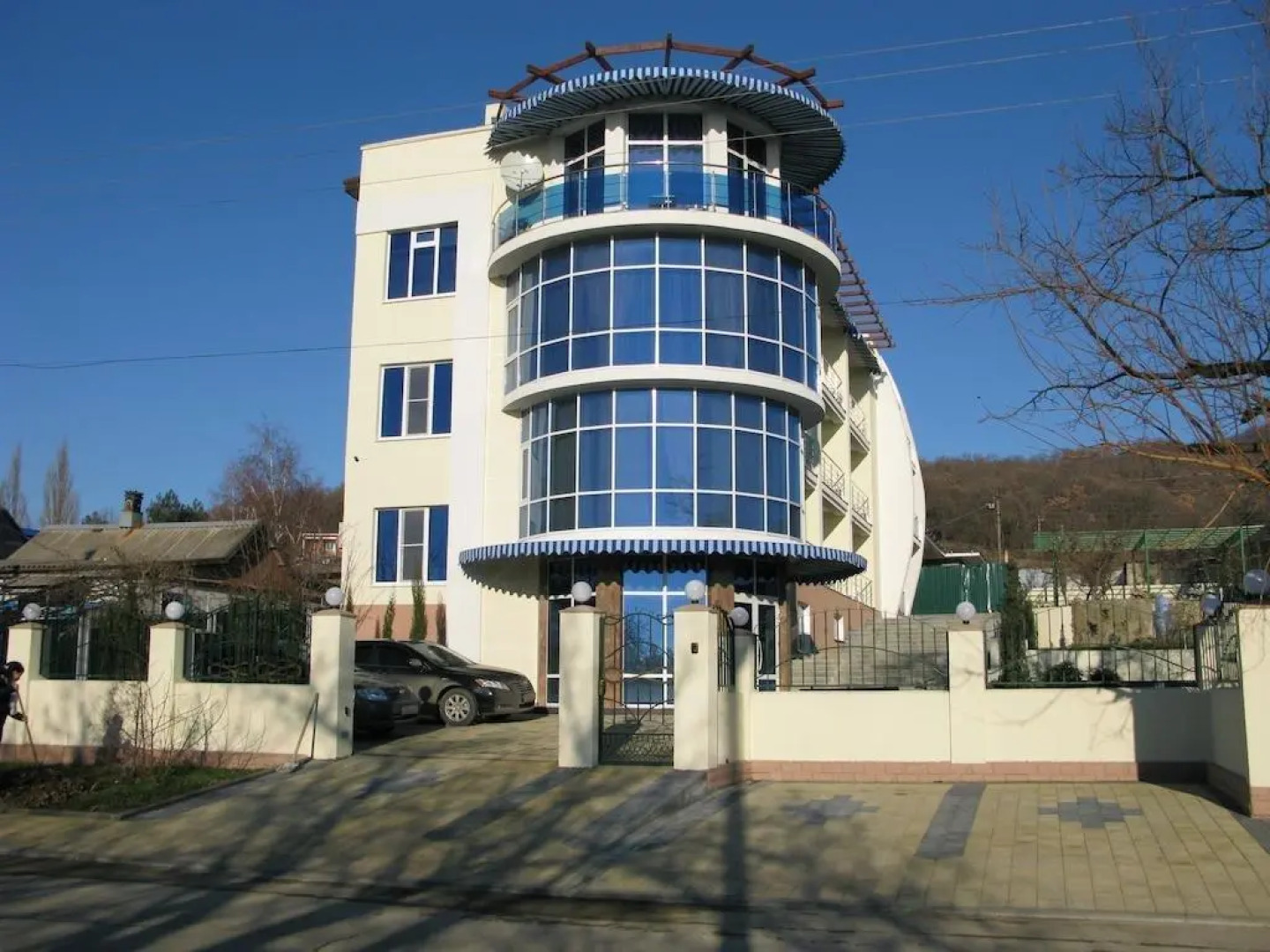 Ласточкино Гнездо