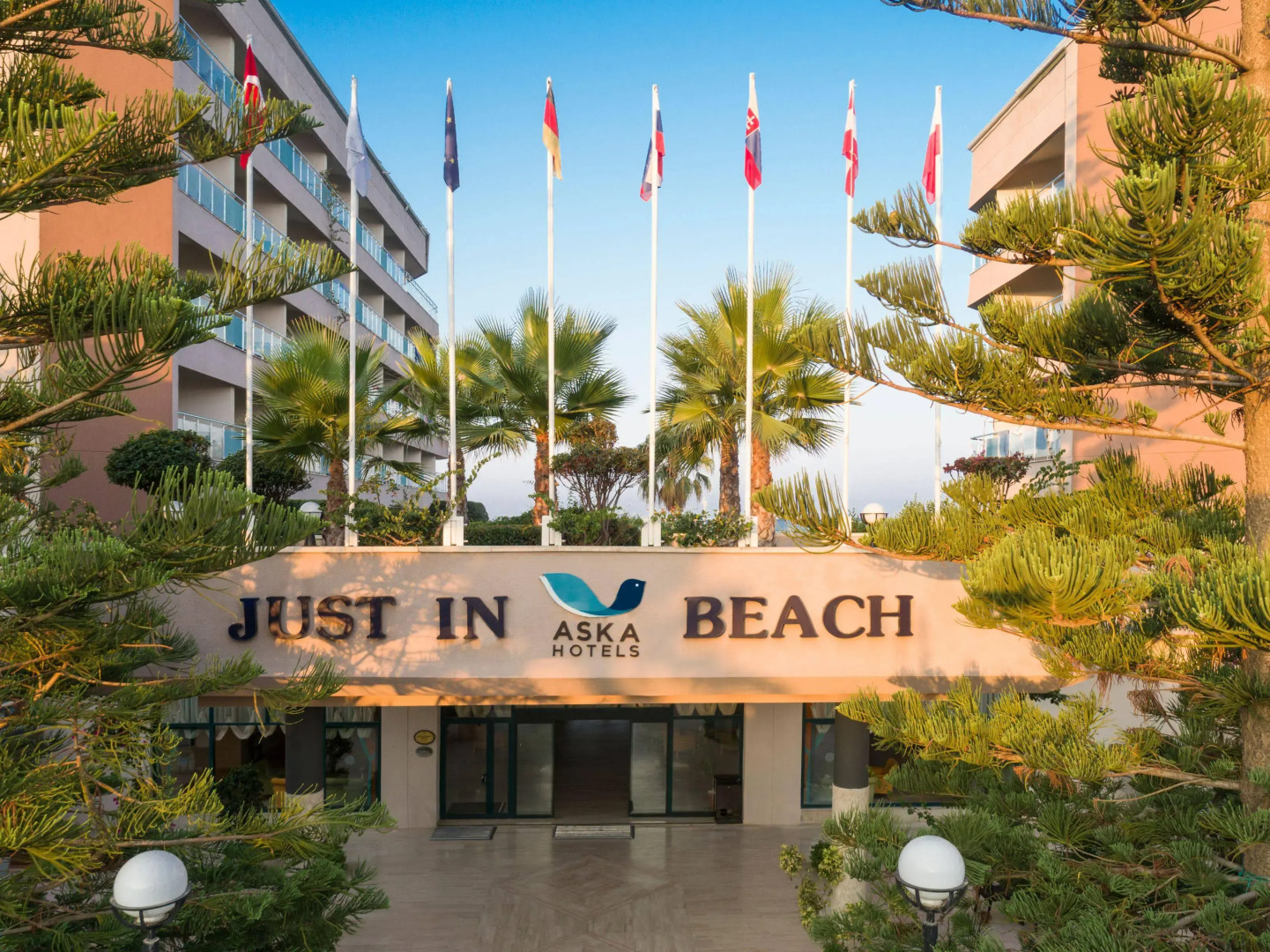 Aska Just In Beach – All Inclusive