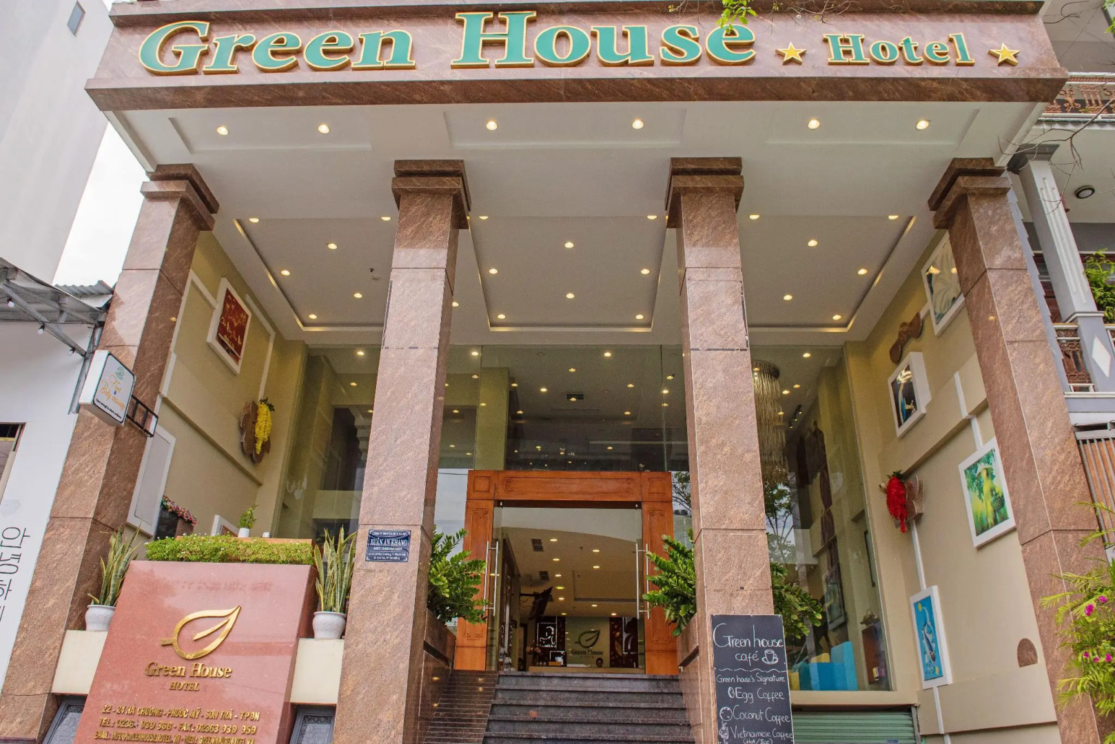 Green House Hotel