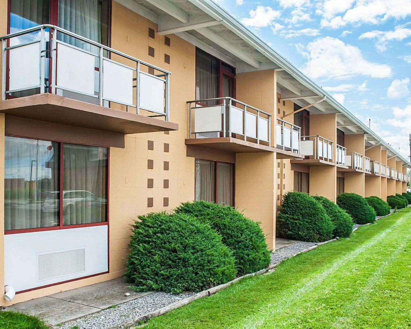 Quality Inn Buffalo Airport