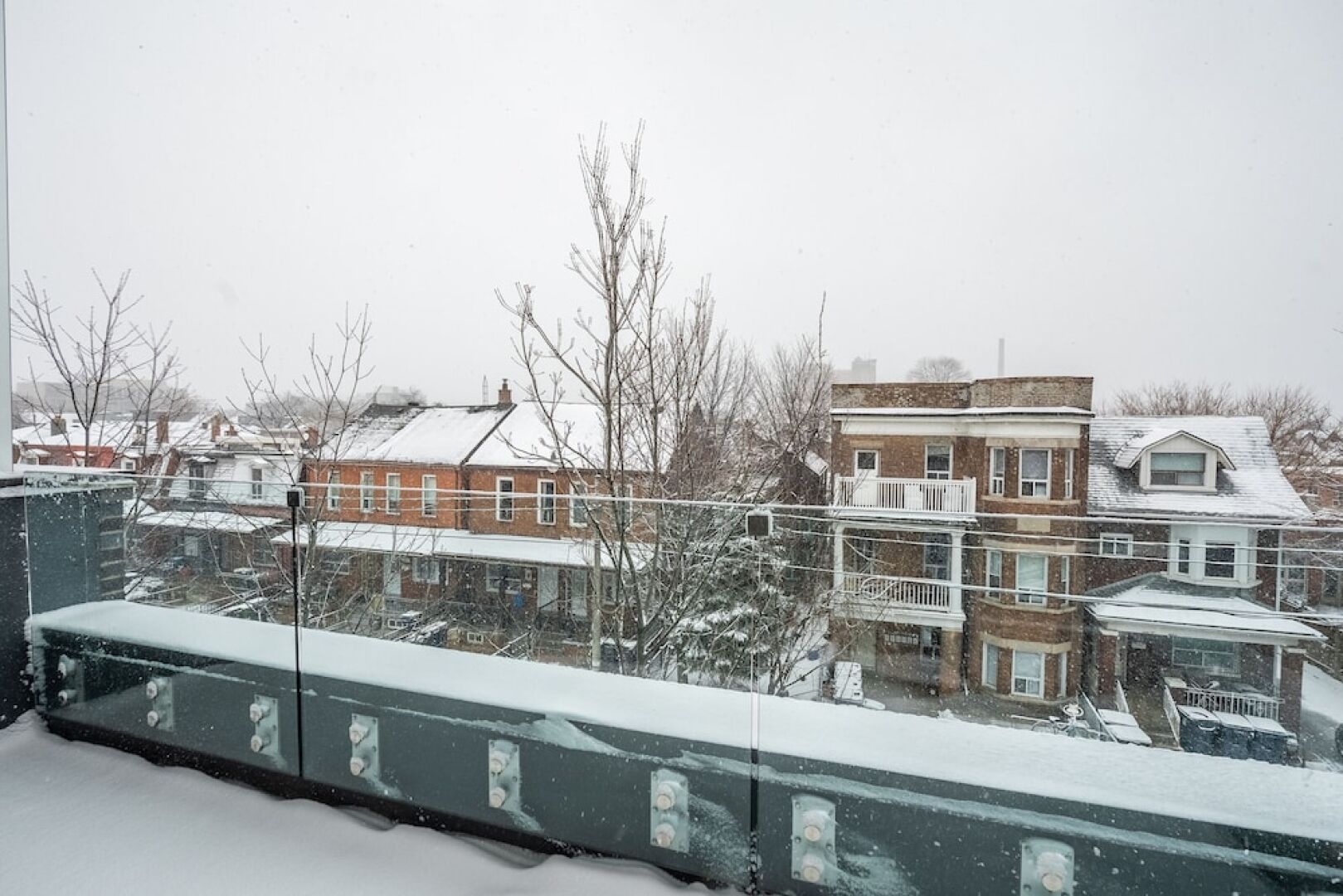 Luxury 4BR Townhouse in Downtown Toronto