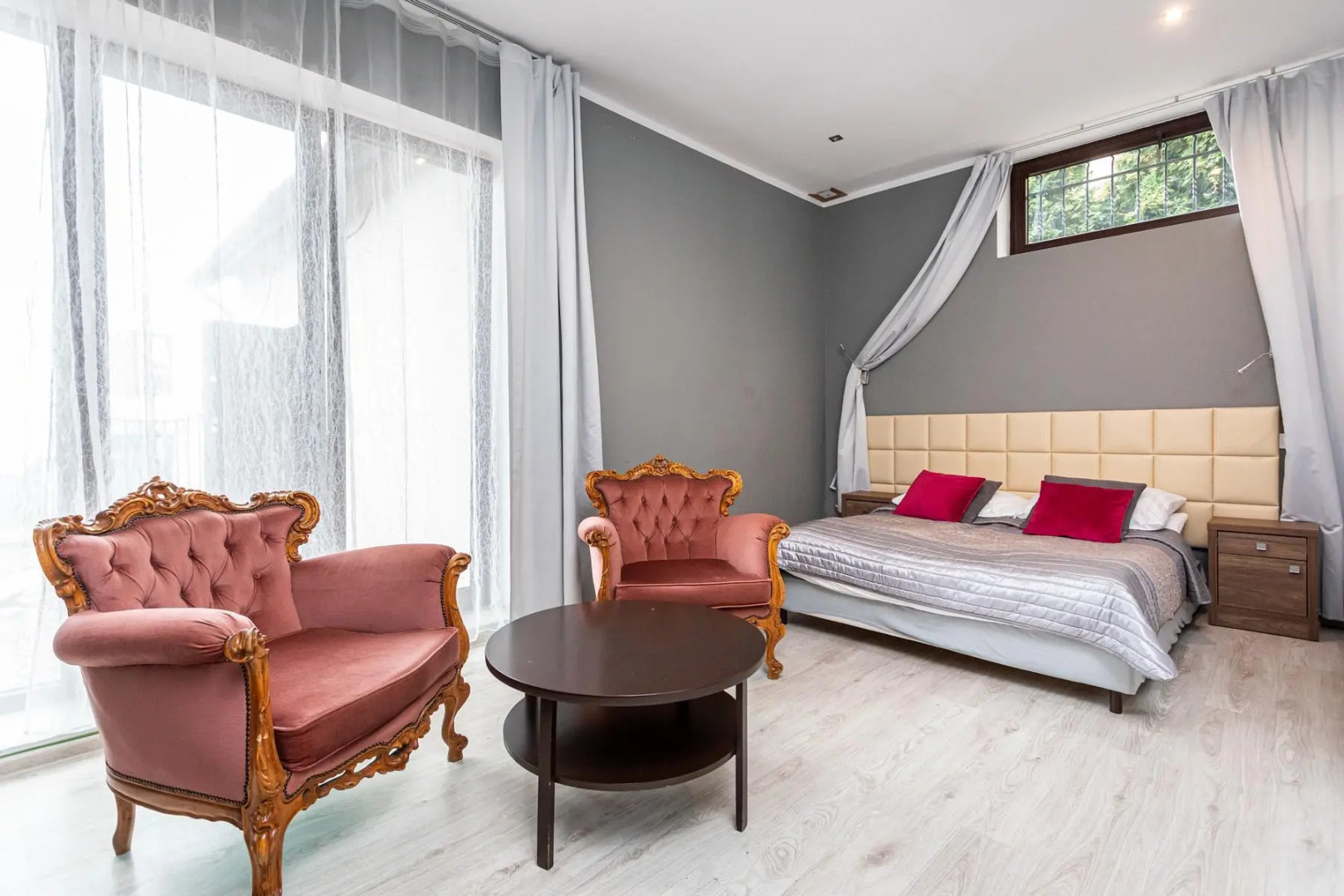 Royal Residence Hotel