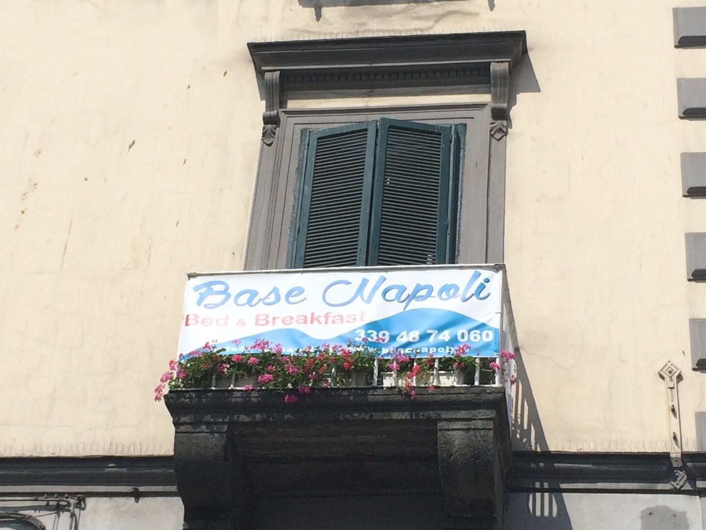 Base Napoli B&B