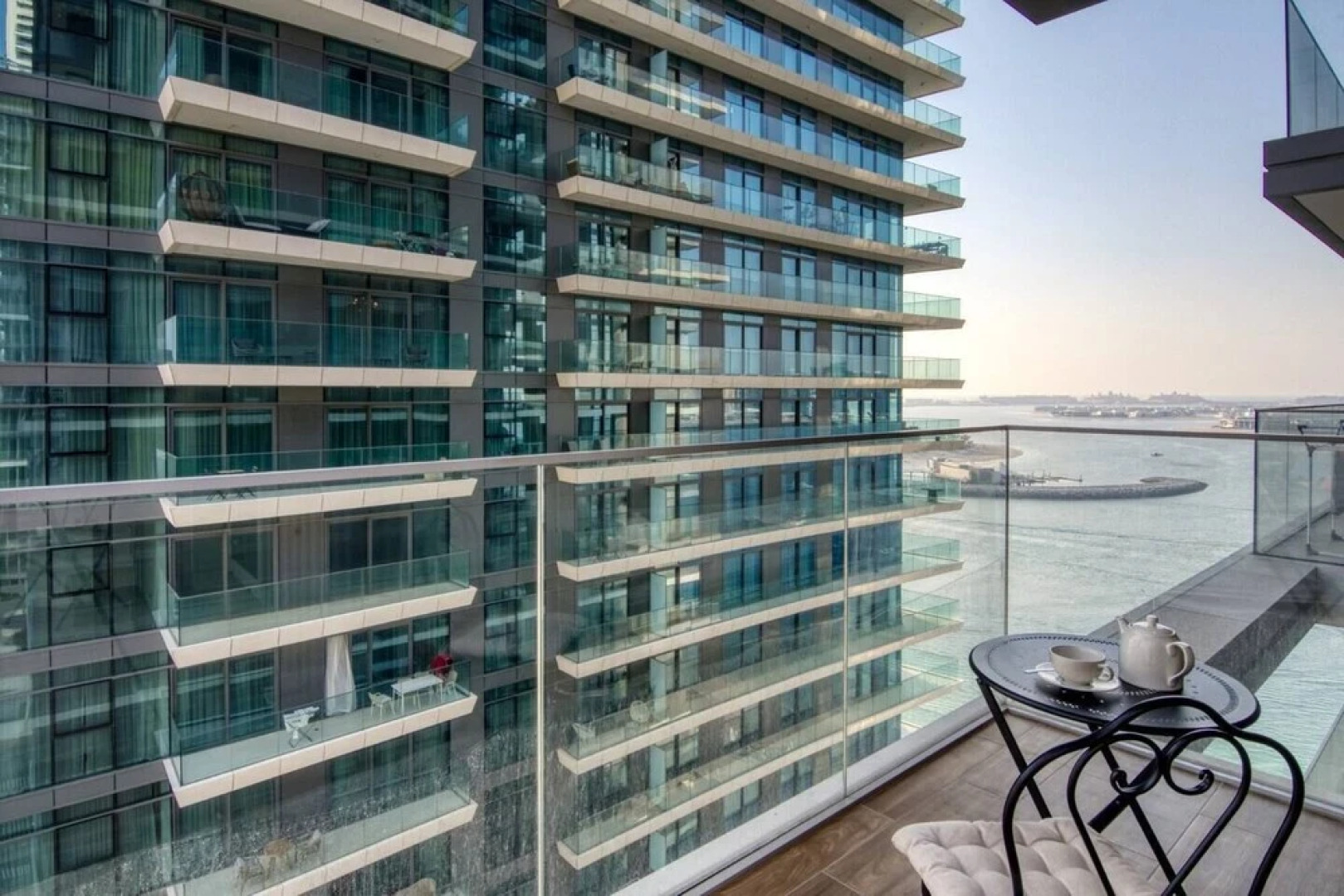 1BR Apartments Beach Isle Tower