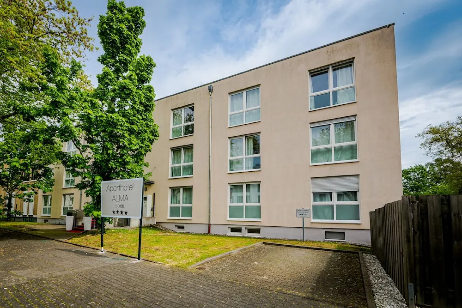 Aparthotel Alma Bonn