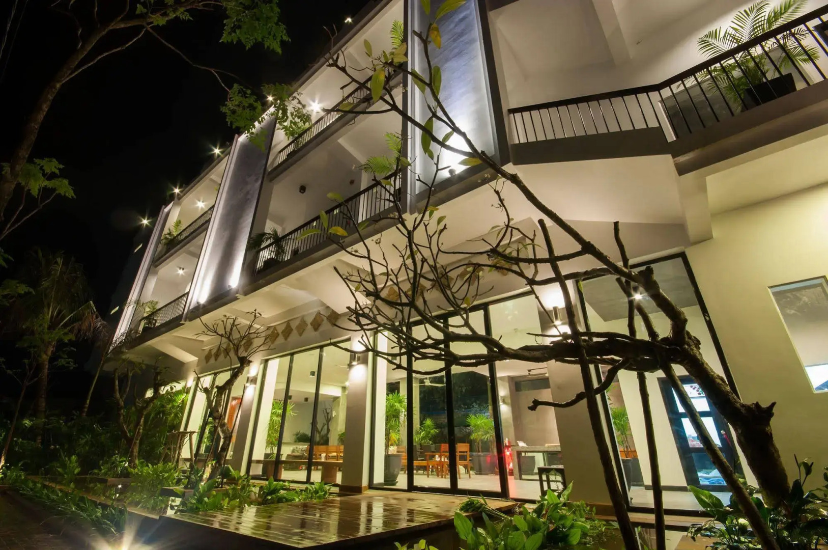 Landing Gold By Amatak