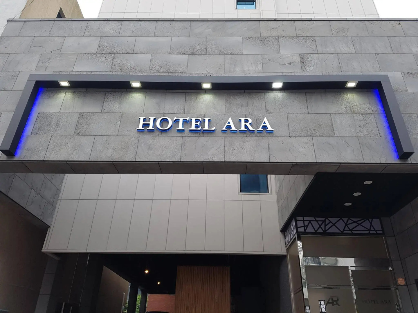 Ara Hotel