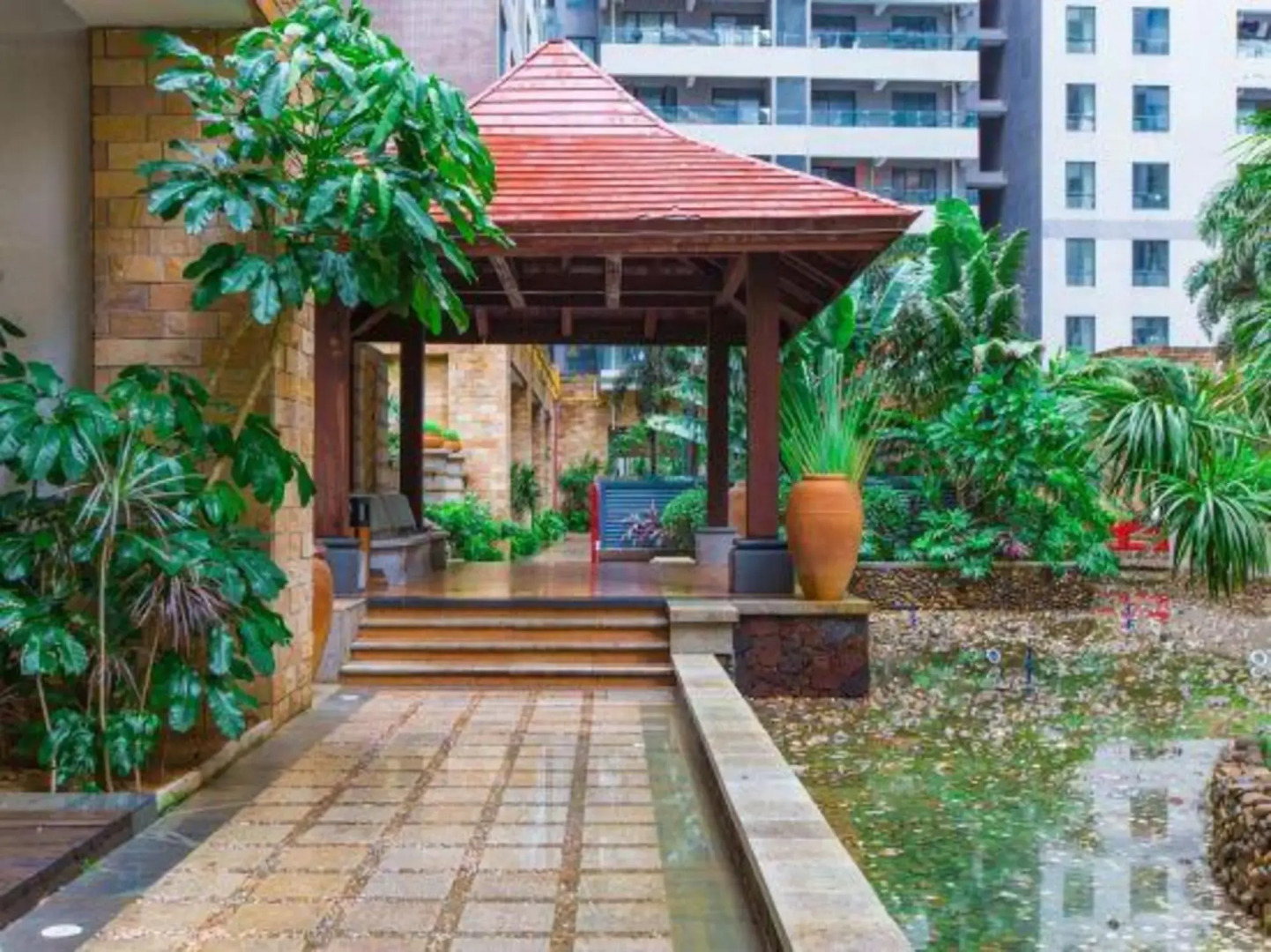 Sanya Hai Hua Apartment