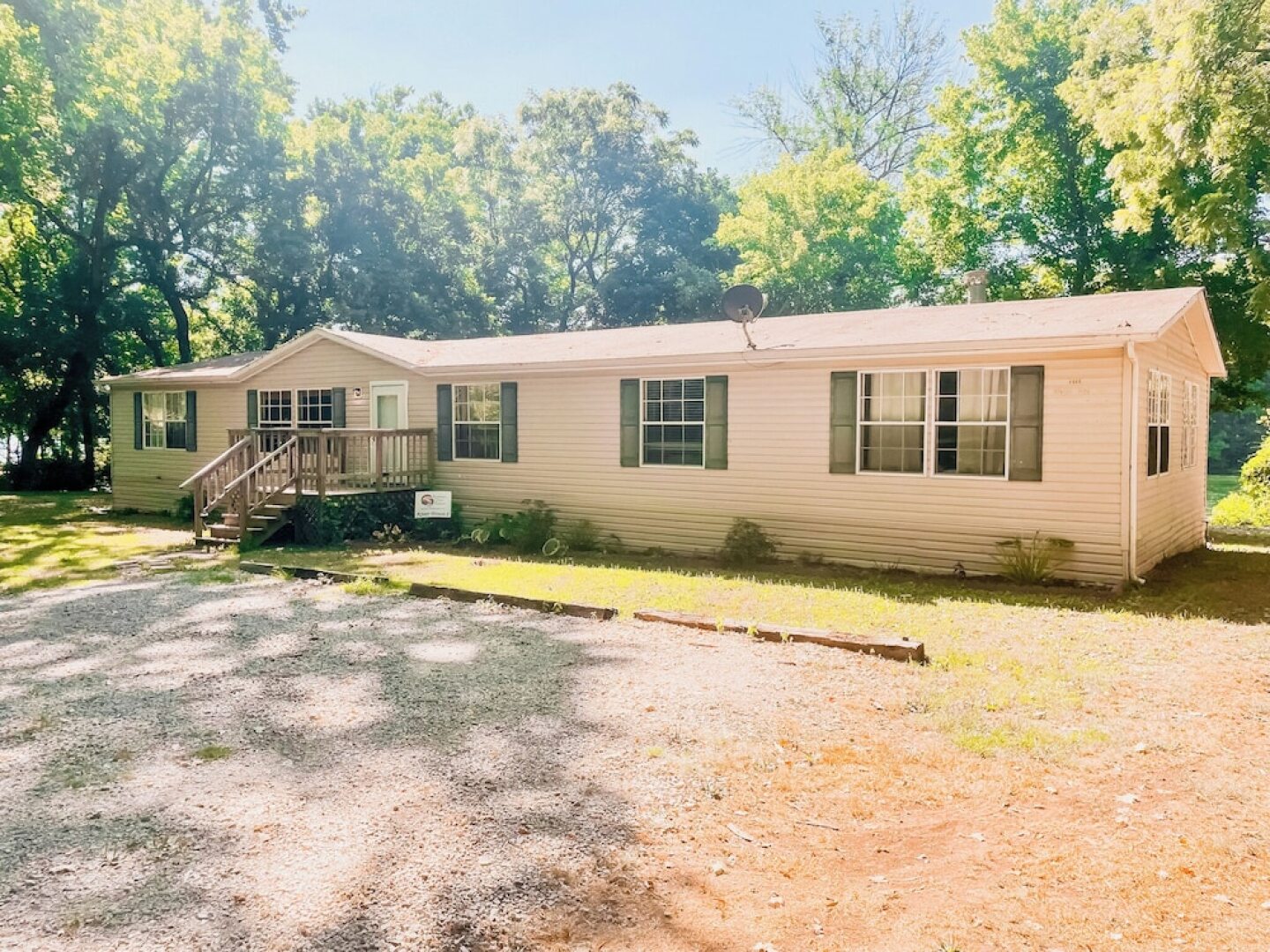 669 Rainbow Landing Dr