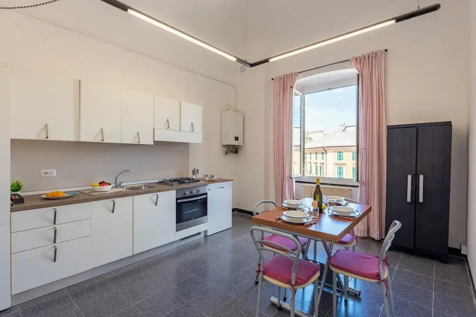 Piazza Colombo House Historic Center