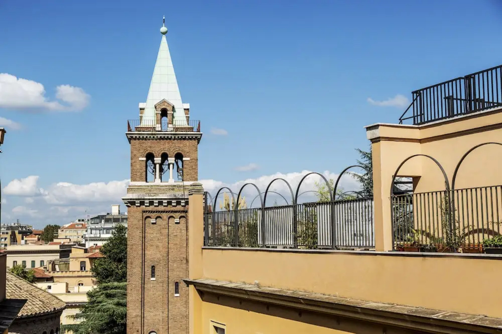 Blue Inn Luxury Suites