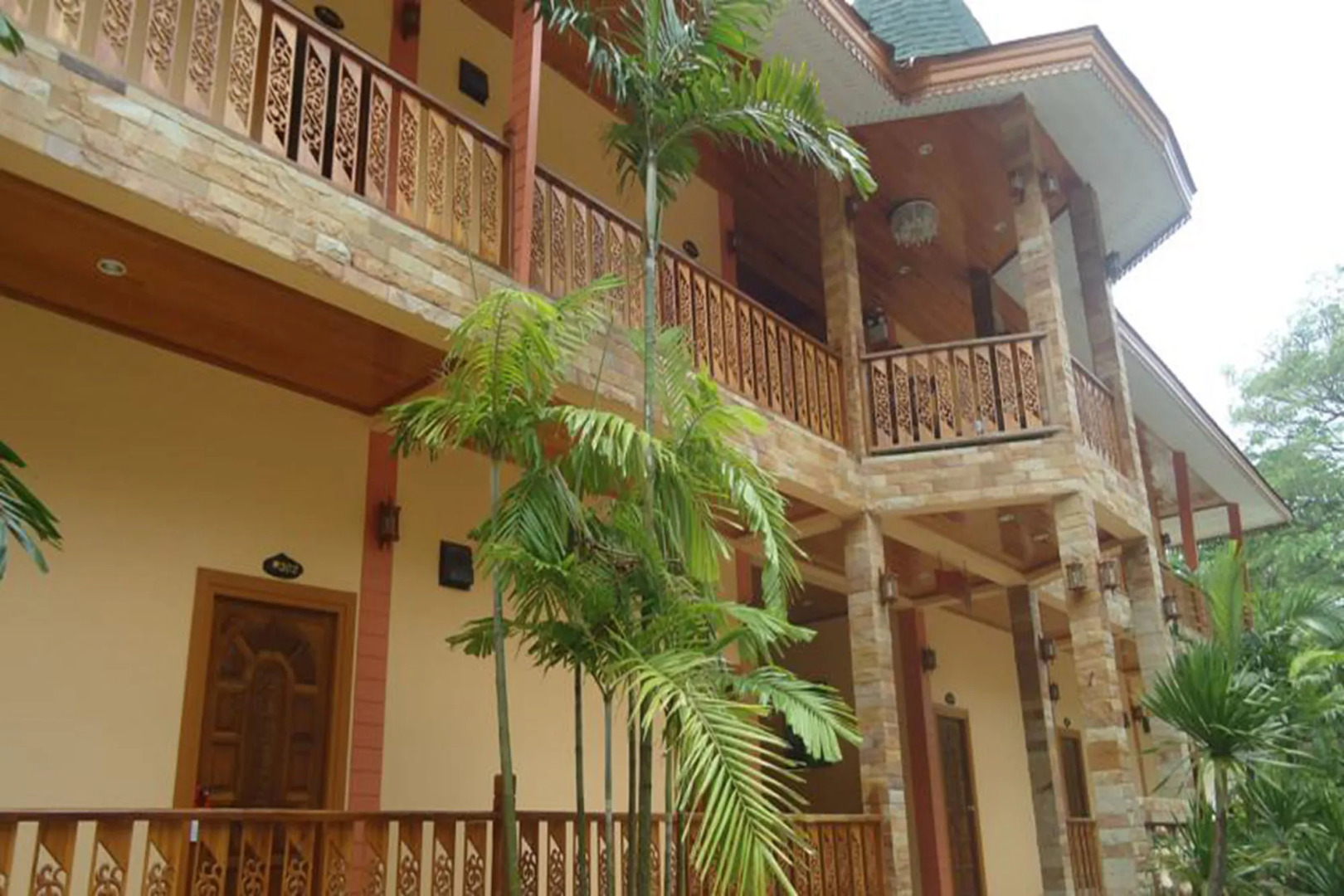 Coconut Beach Resort