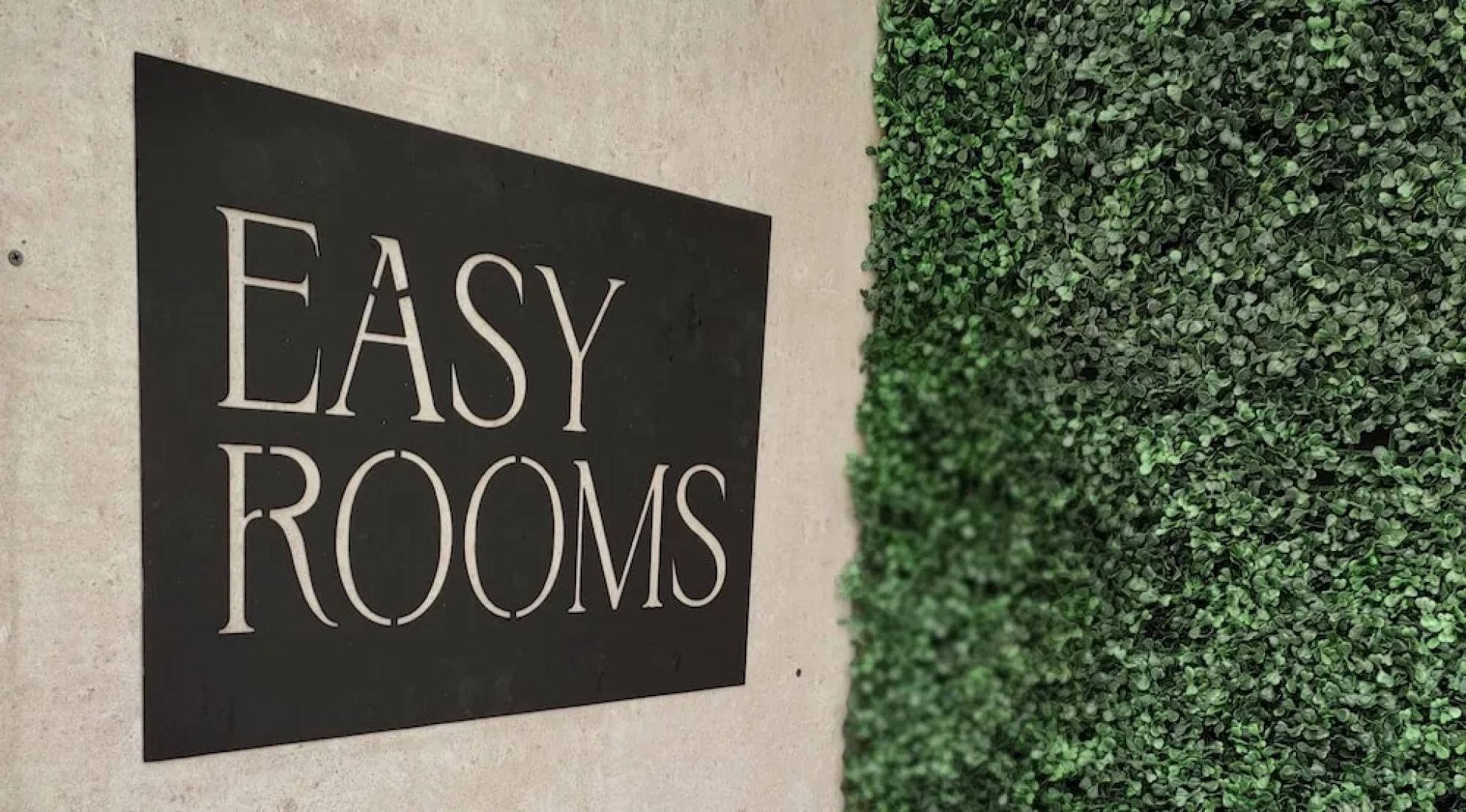 The Easy Rooms