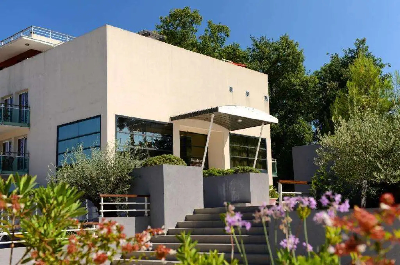 Appart Hotel Odalys City Antibes Olympe