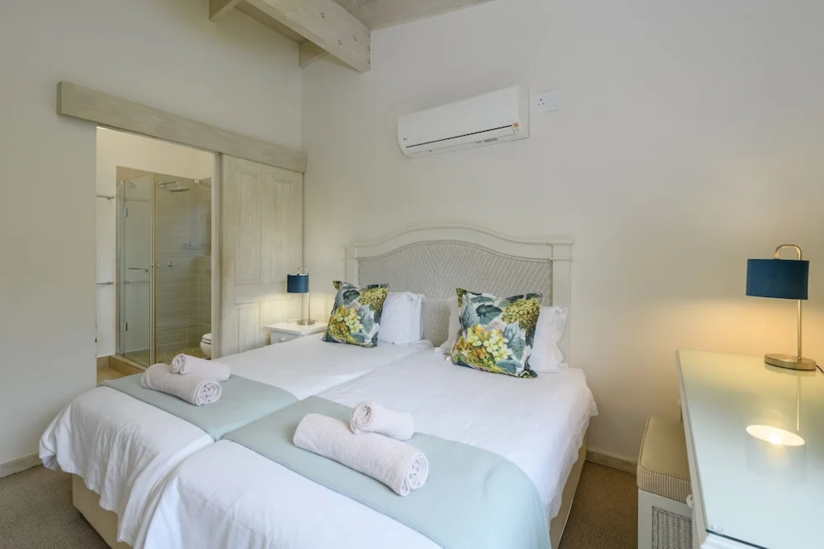 San Lameer Villa Rentals 2702