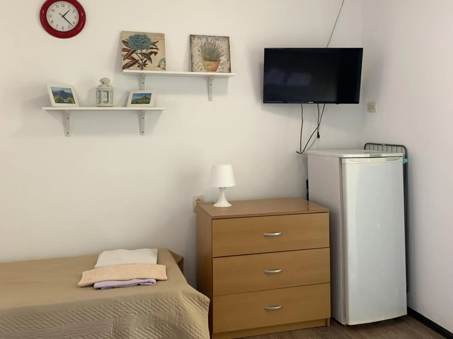 Азов Холидей