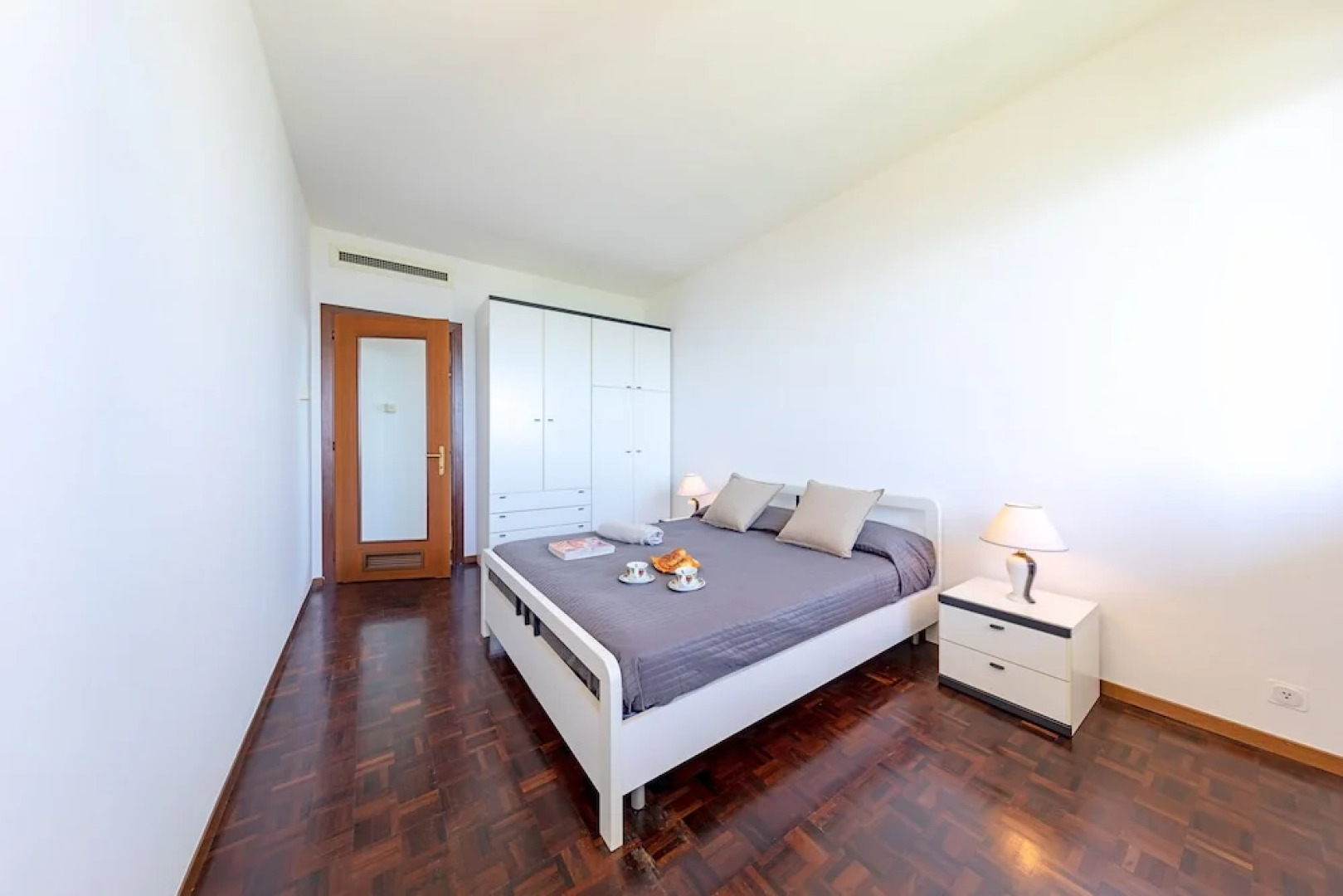 Ferrari 13 Apartment by Wonderful Italy