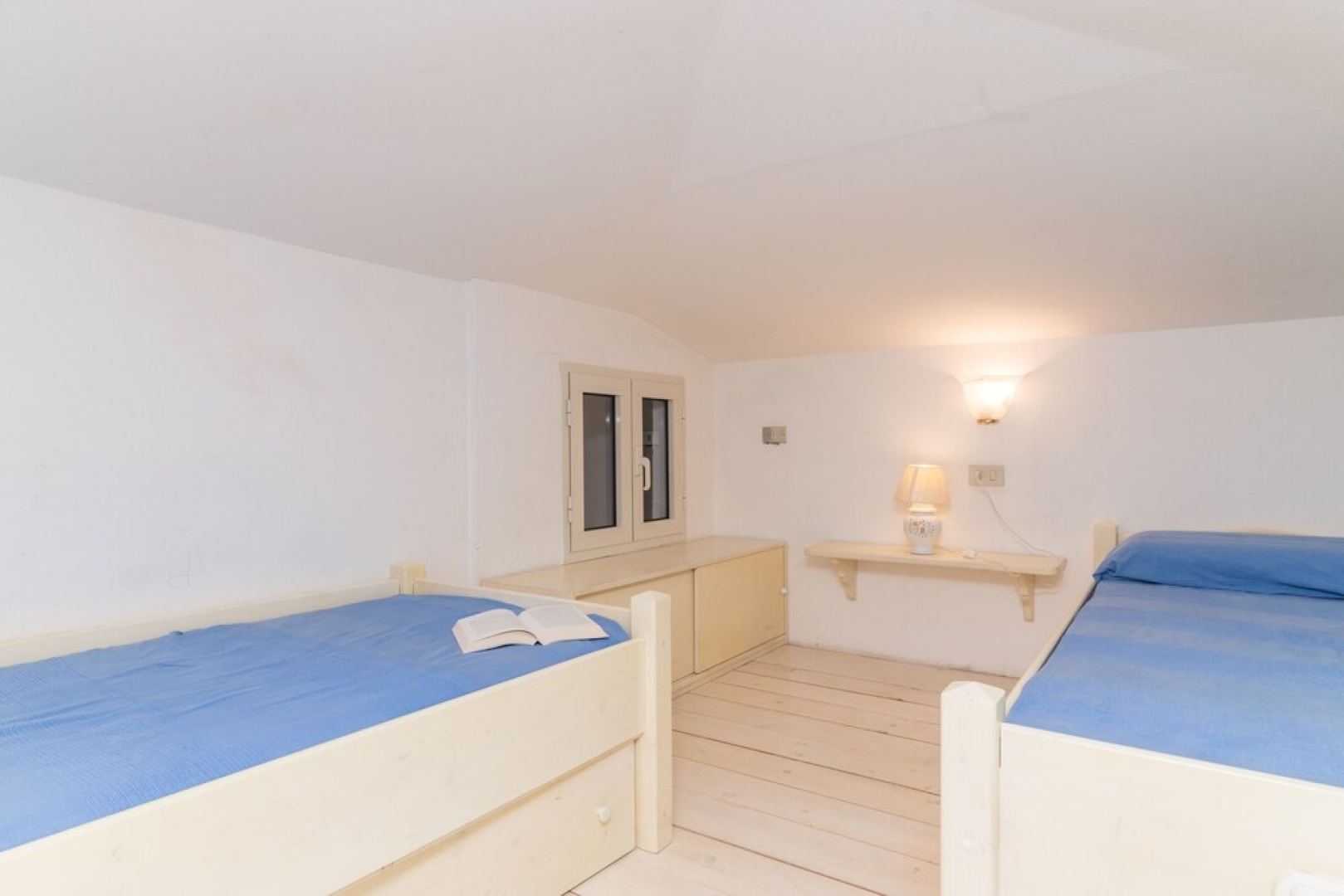 I Fari 48 600m From The Beach