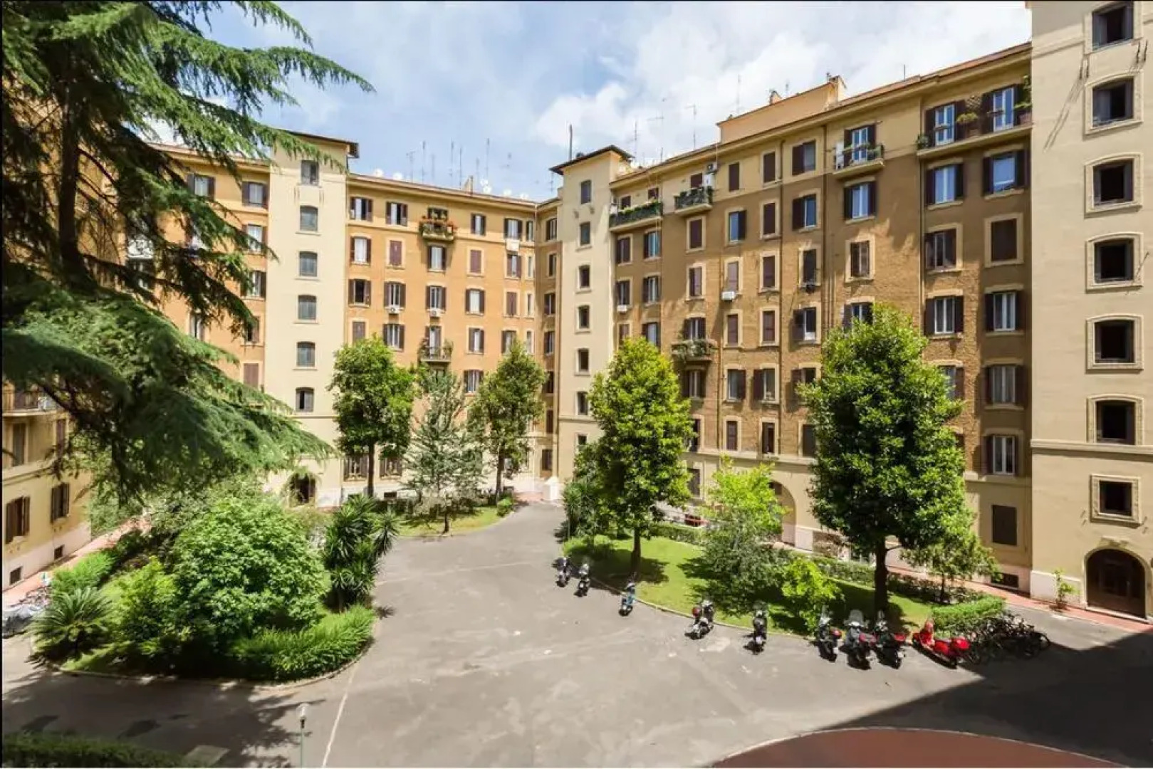 BQ House Milizie Luxury Rooms