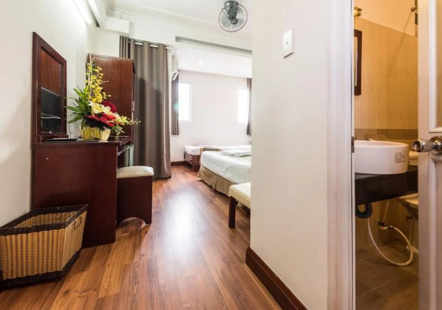 SaiGon Odyssey Hotel - The Art